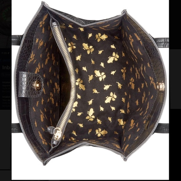 Betsy Johnson So Crocking Charming handbag - Picture 2 of 2